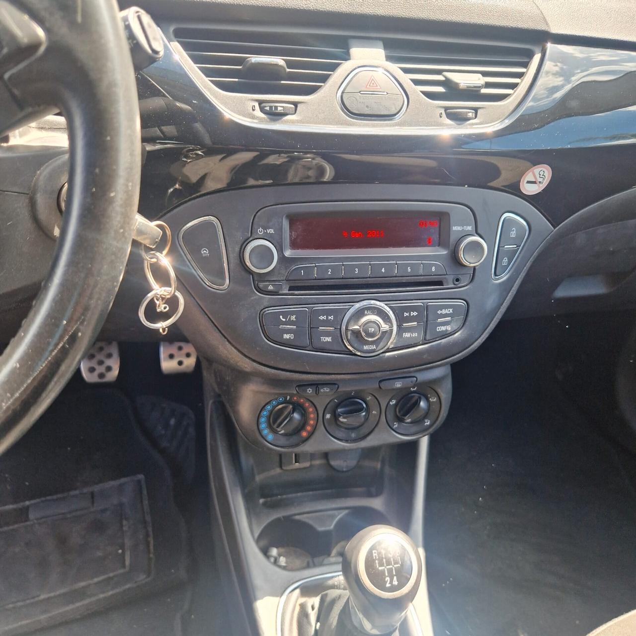 Opel Corsa 1.2 5 porte