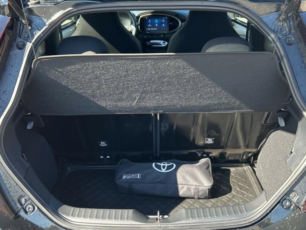 Toyota Aygo X 1.0 Lounge S-CVT