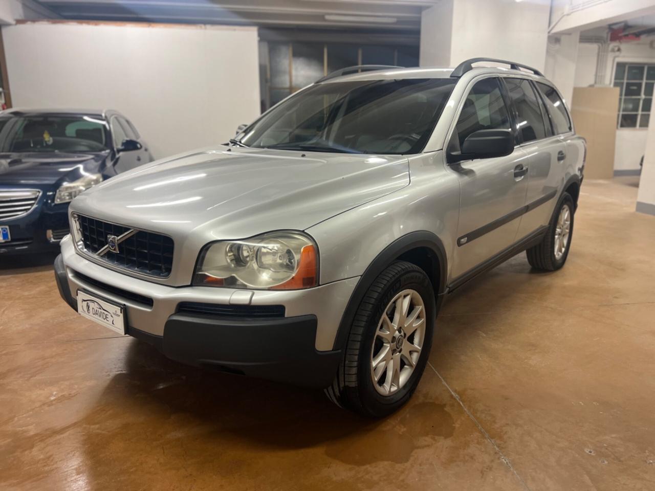 Volvo XC 90 XC90 2.4 D5 185 CV AWD Momentum