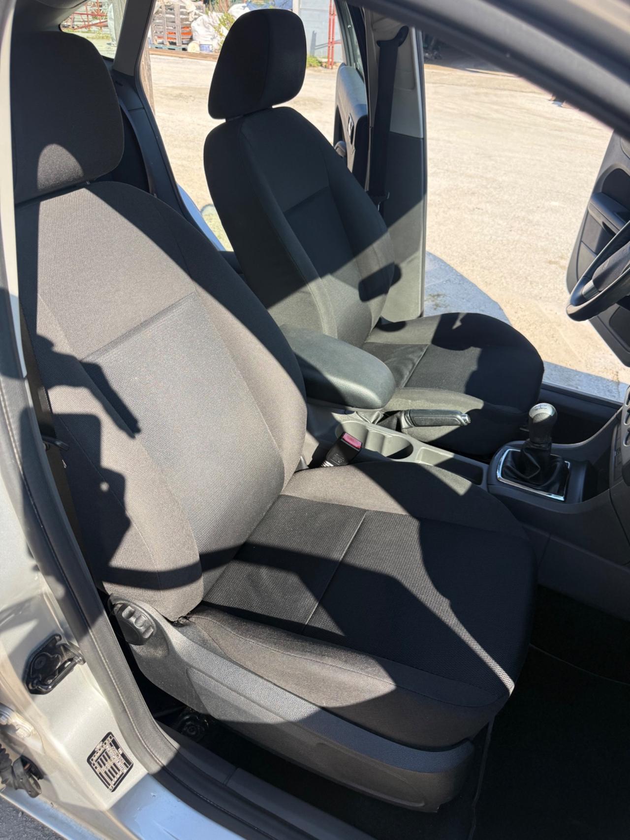 Ford Focus Diesel 1.6 TDCi Neopatentati UNIPROPRIETÀ