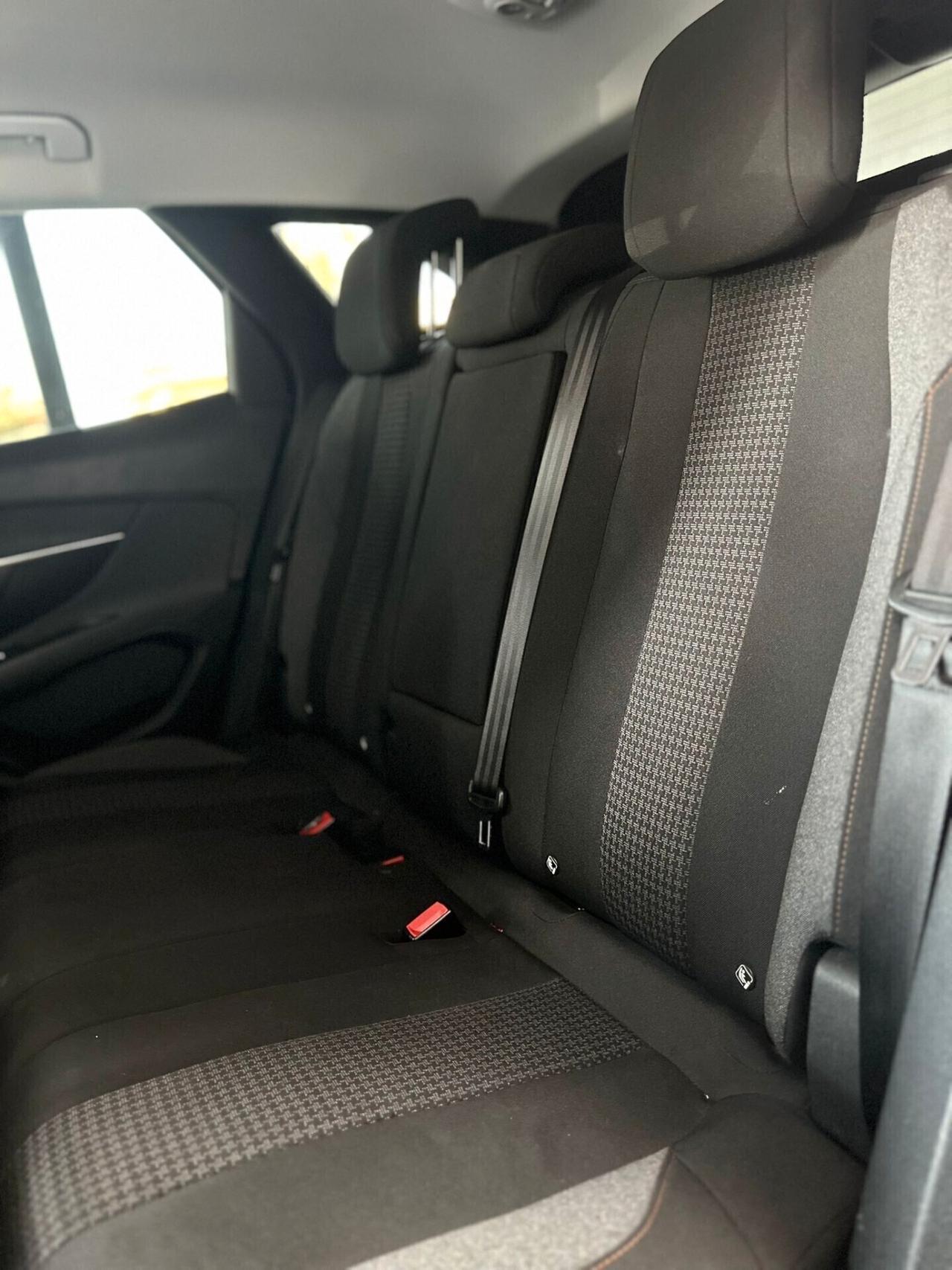 Peugeot 3008 1.5 BlueHDi 130cv Allure 2021