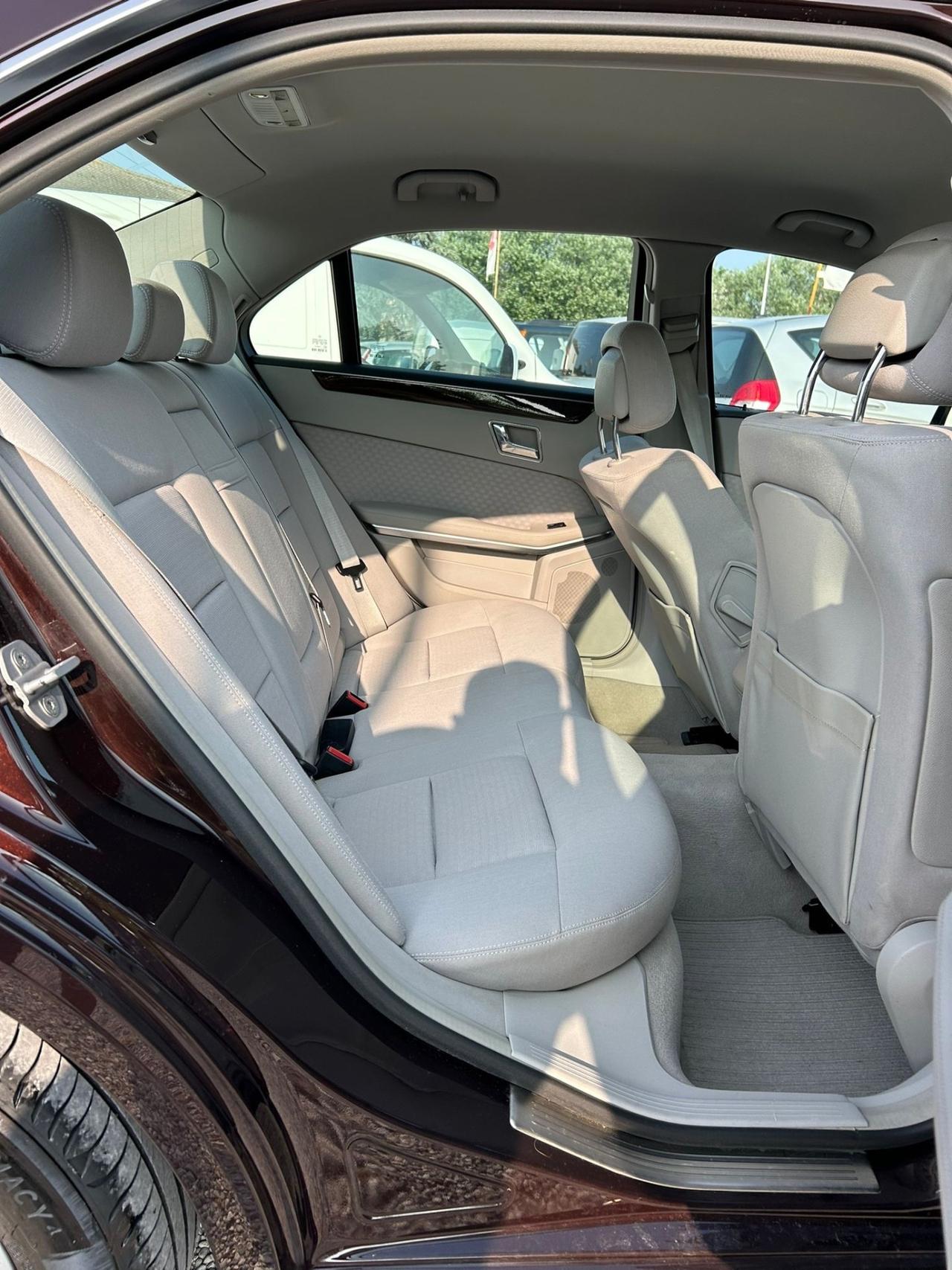 Mercedes-benz E 220 E 220 CDI BlueEFFICIENCY Executive