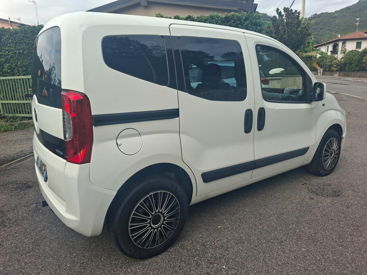 Fiat Qubo 1.3 MJT / EURO 5 / GANCIO TRAINO / DA NEOPATENTATI