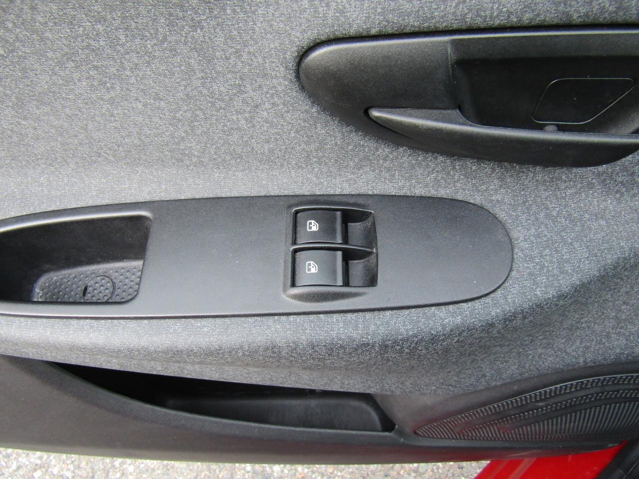 Lancia Ypsilon 1.2 70CV "64.400 km" GPL casa madre, Bluetooth