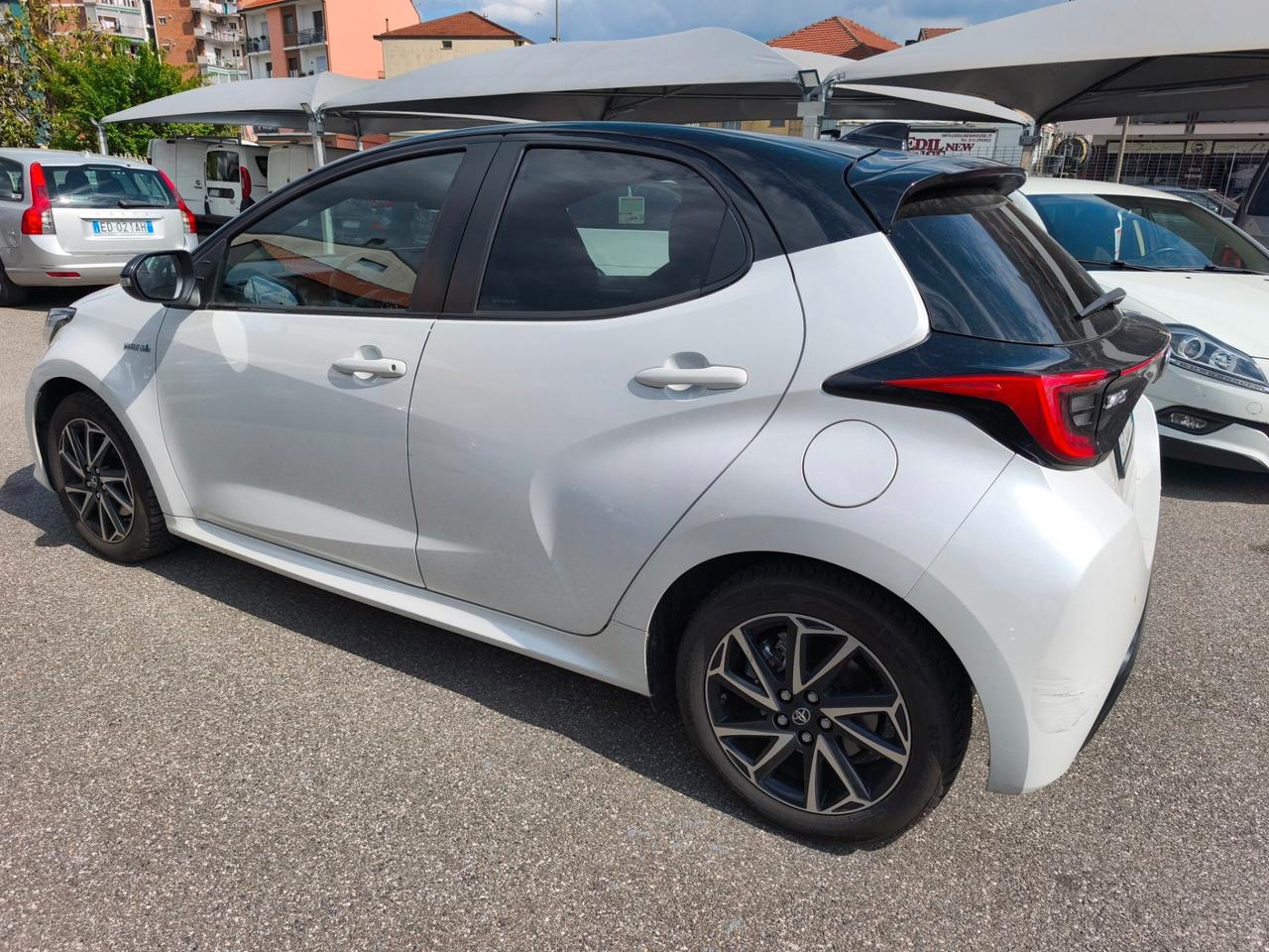 Toyota Yaris 1.5 Hybrid 5 porte Trend