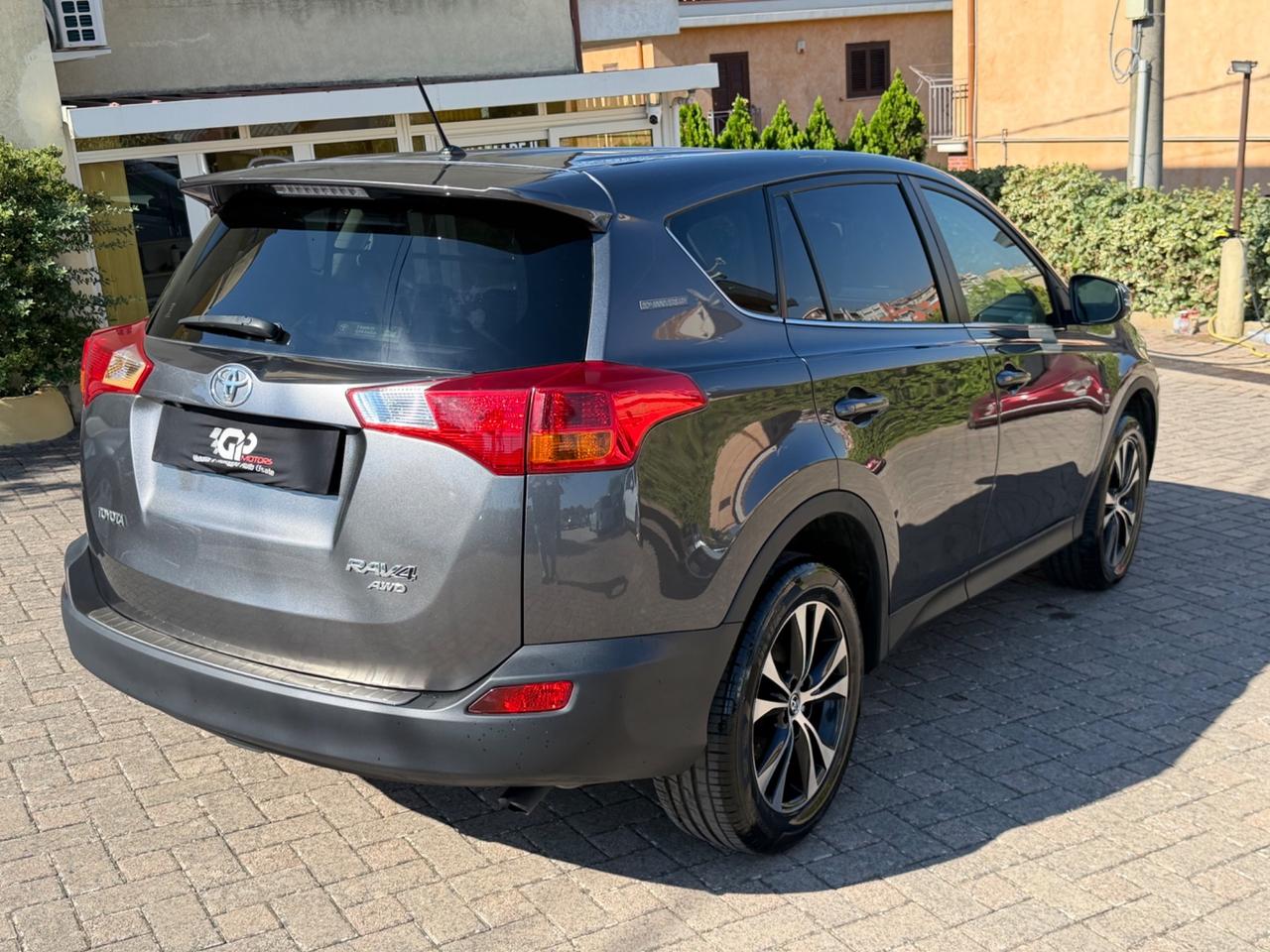Toyota RAV 4 RAV4 2.0 D-4D 4WD Lounge White Ed.