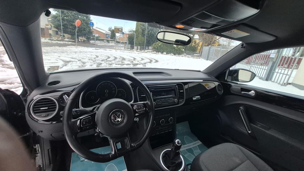 Volkswagen Maggiolino 1.6 TDI Design