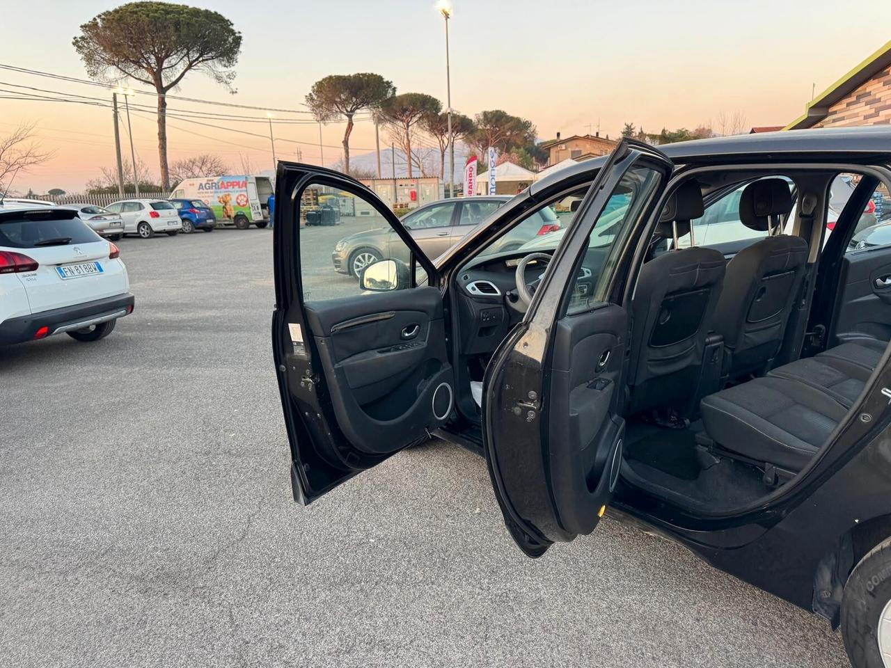 Renault Scenic 7 POSTI 1.5 DCI 110CV 2010