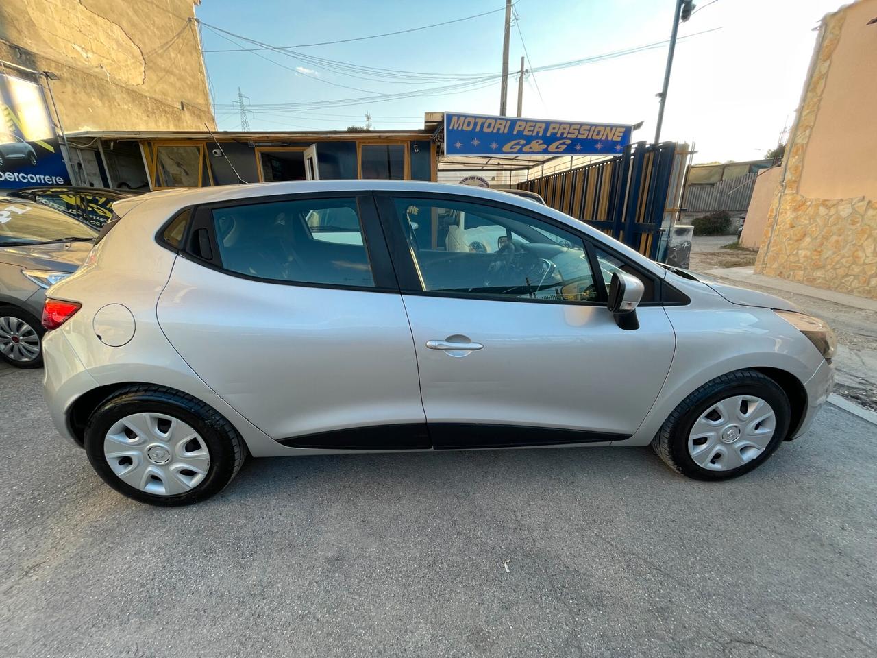 Renault Clio dCi 8V 75CV Start&Stop 5 porte Energy Zen