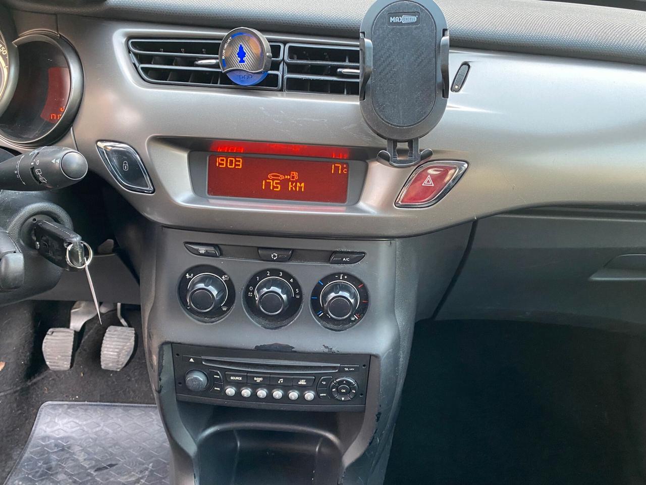 Citroen C3 1.4 HDi 70 Exclusive restyling full opt 2014