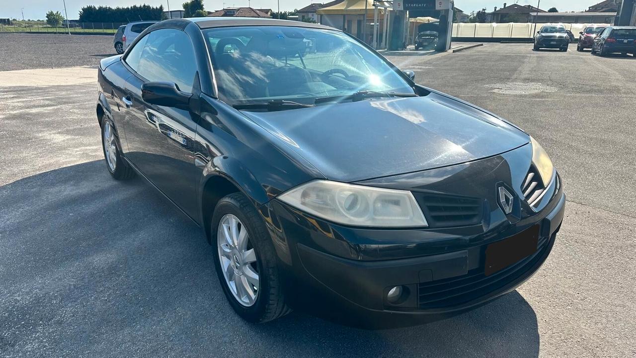 Renault Megane Mégane C-C 1.9 dCi/130CV Dynamique-KM CERTIFICATI