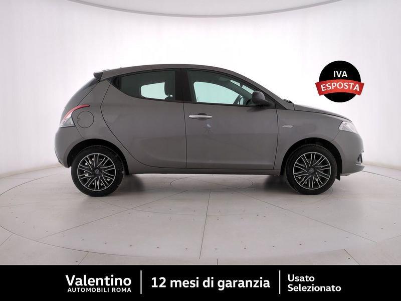 Lancia Ypsilon 1.0 FireFly 5 porte S&S Hybrid Silver Plus