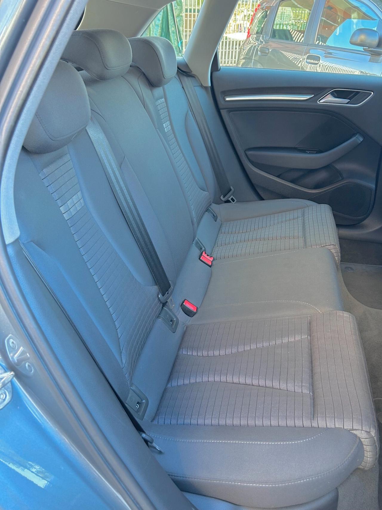 Audi A3 SBK 1.6 TDI Sport - NEOPATENTATI