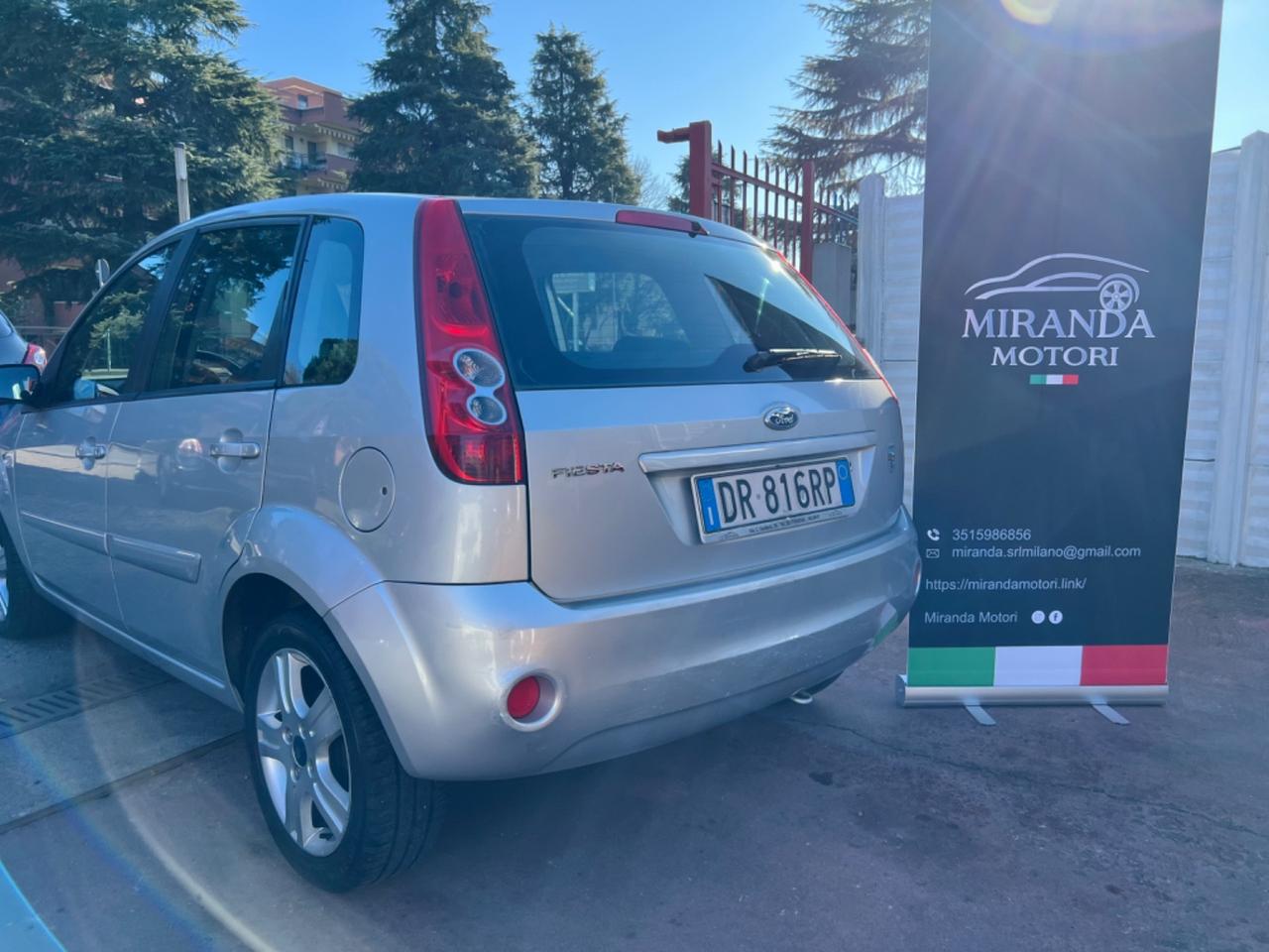 Ford Fiesta 1.2 16V 3p. Ghia