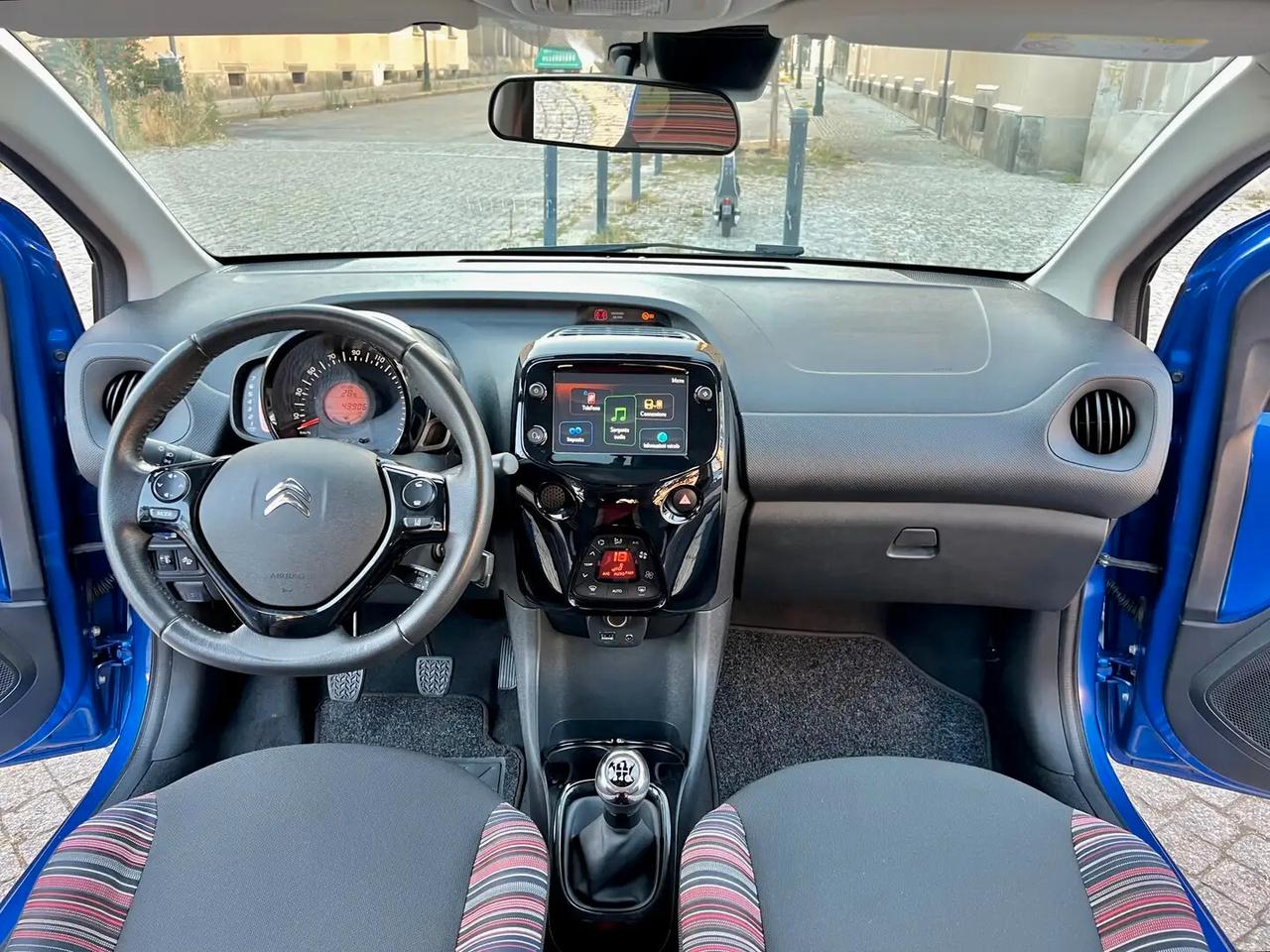 Citroen C1 VTi 72 5 porte Shine