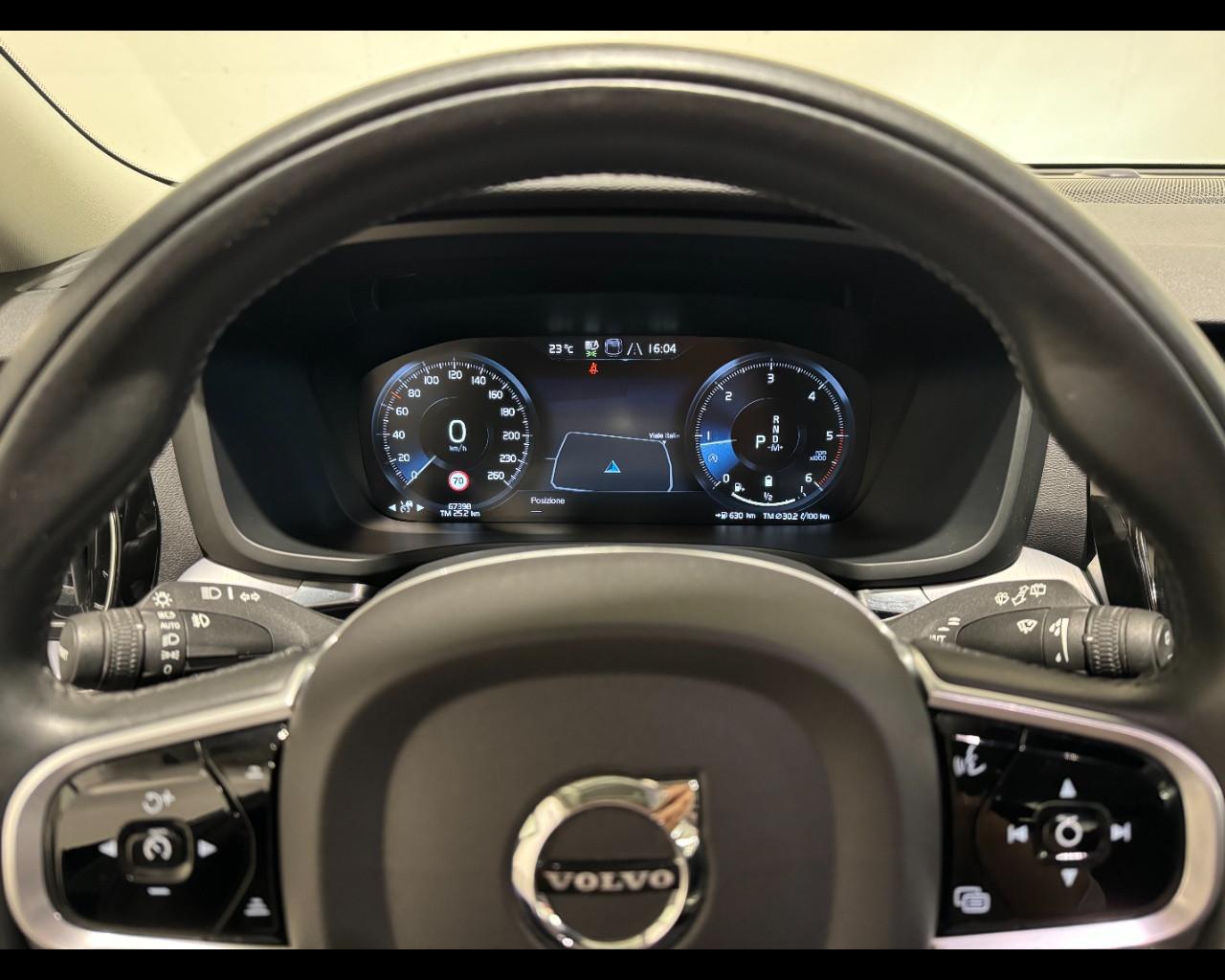 VOLVO V60 II 2019 V60 2.0 B4 Momentum Business auto