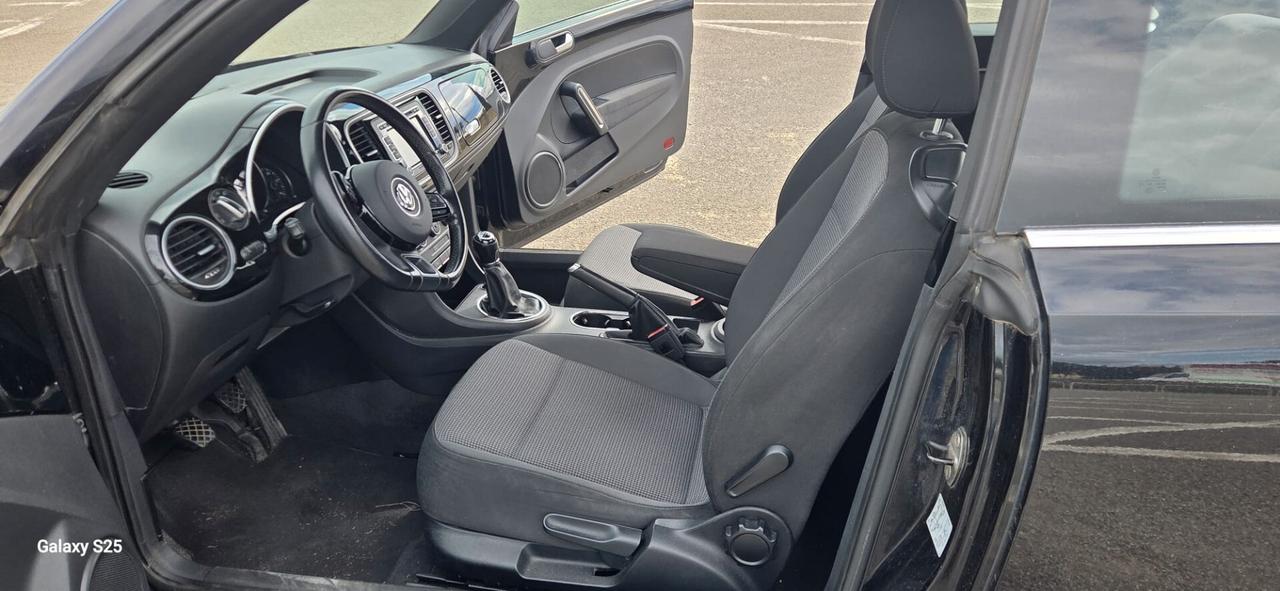 Volkswagen Maggiolino 1.6 TDI Design