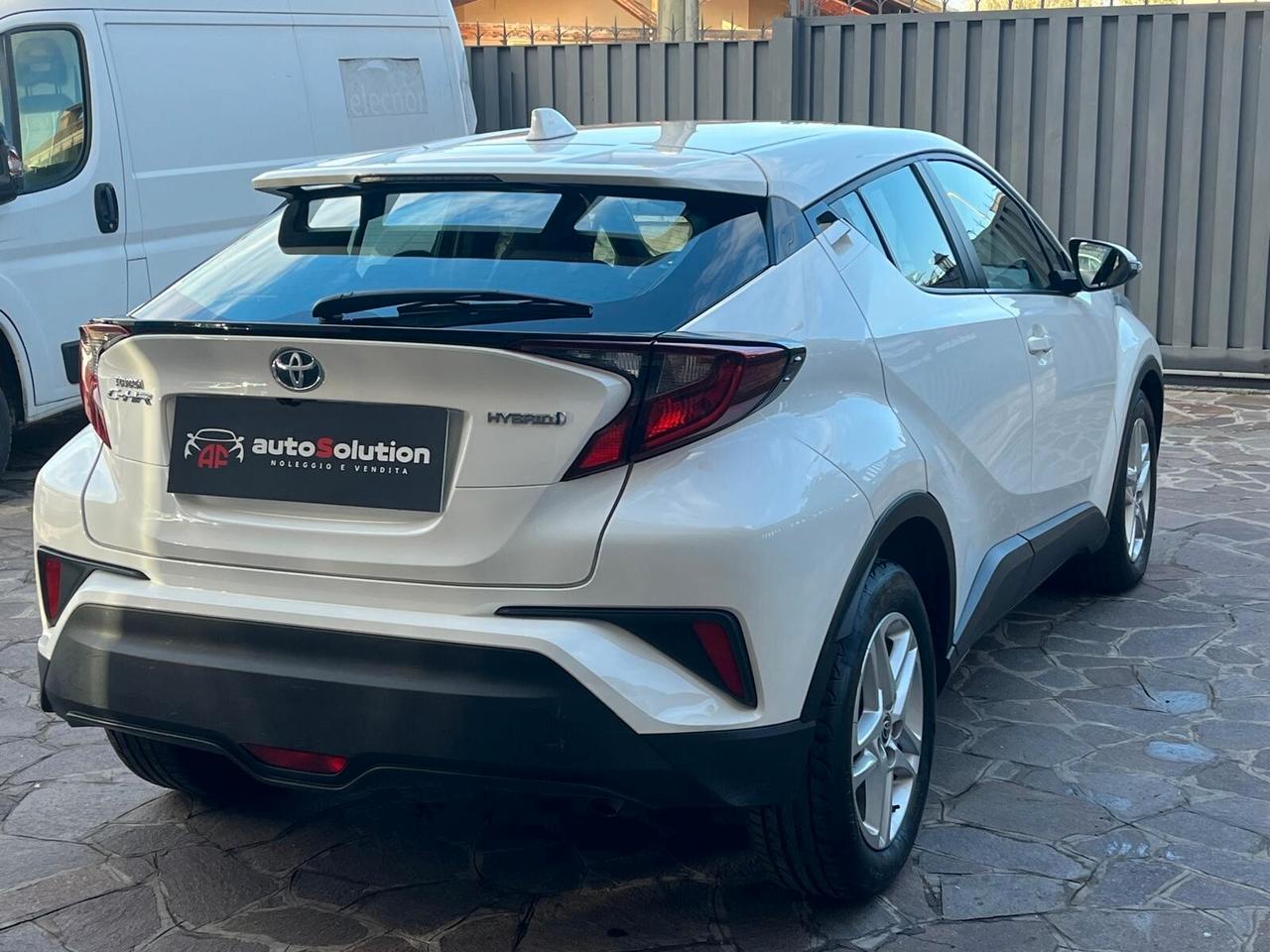 Toyota C-HR 1.8 Hybrid E-CVT Active