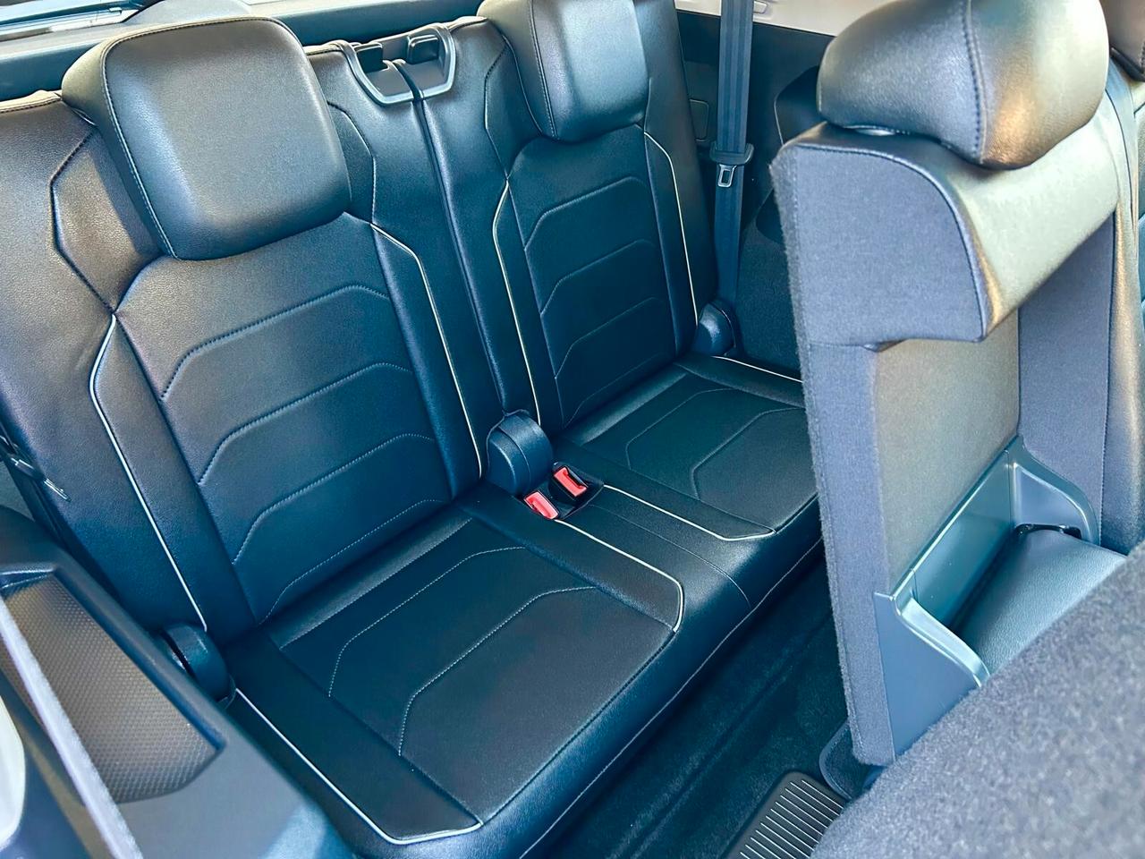 Volkswagen Tiguan Allspace Tiguan Allspace 2.0 TDI SCR DSG 4MOTION TETTO APRIBILE INTERNI IN PELLE TOTALE