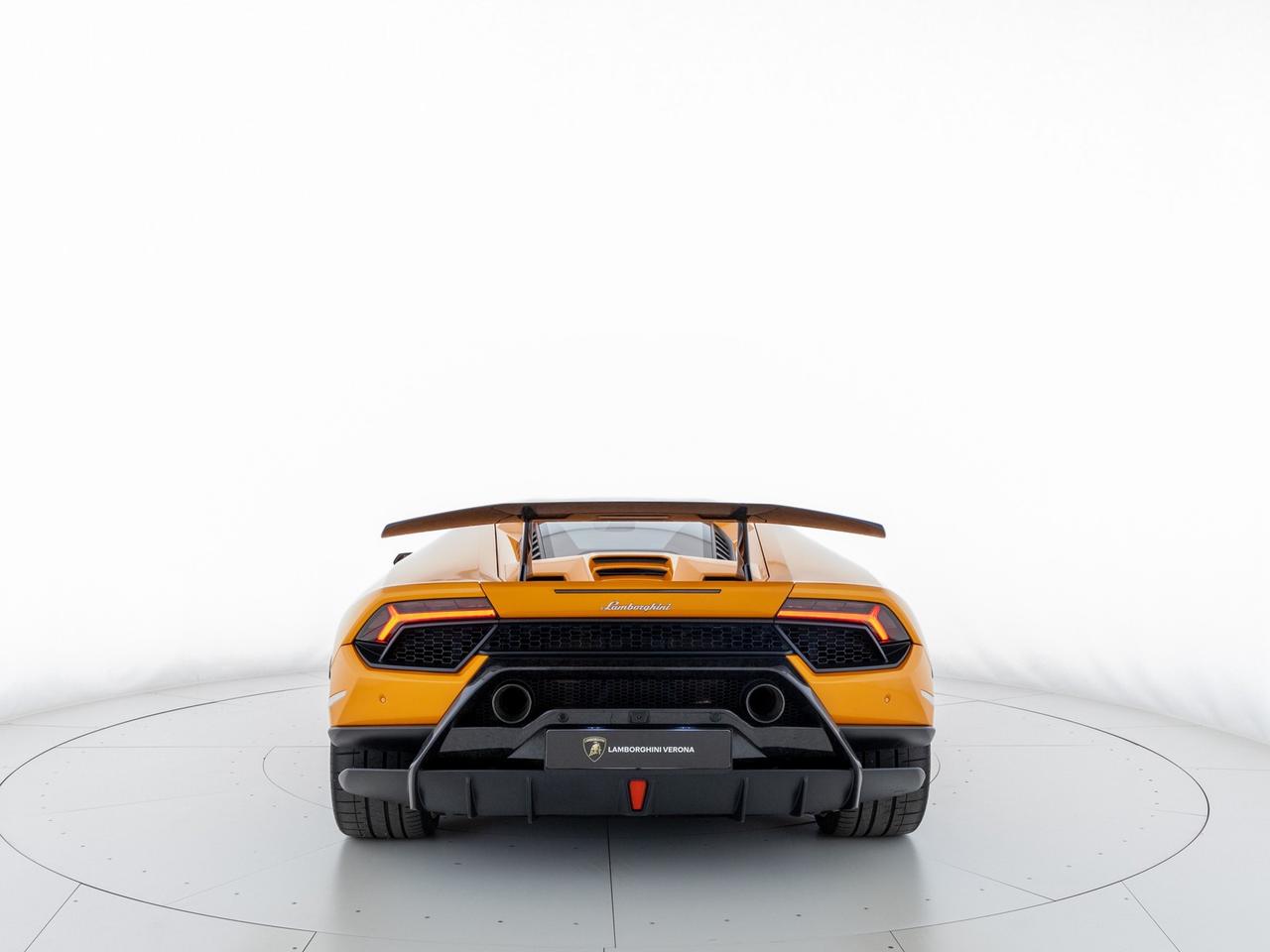 Lamborghini Huracan coupe 5.2 performante 640 awd