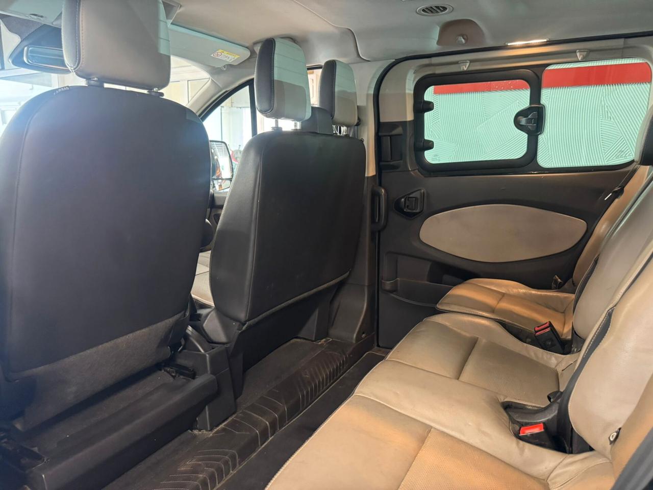 Ford Tourneo Custom 310 2.0 TDCi 170CV PC Titanium