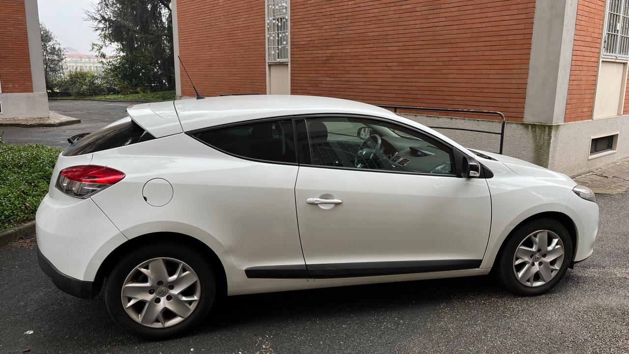 Renault Megane Mégane Coupé 1.6 Wave Edition