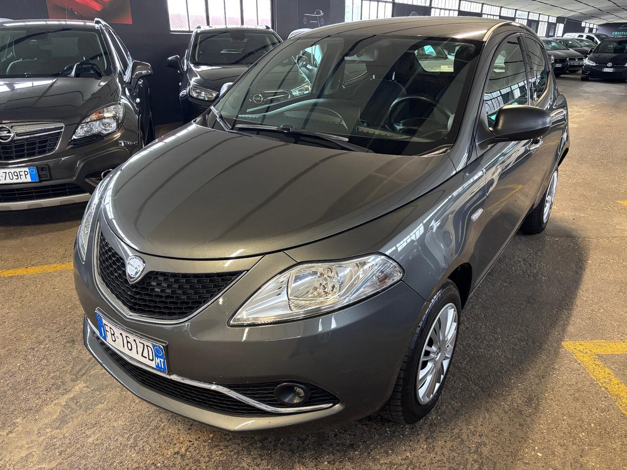 Lancia Ypsilon 0.9 TwinAir 85 CV Metano Ecochic Platinum