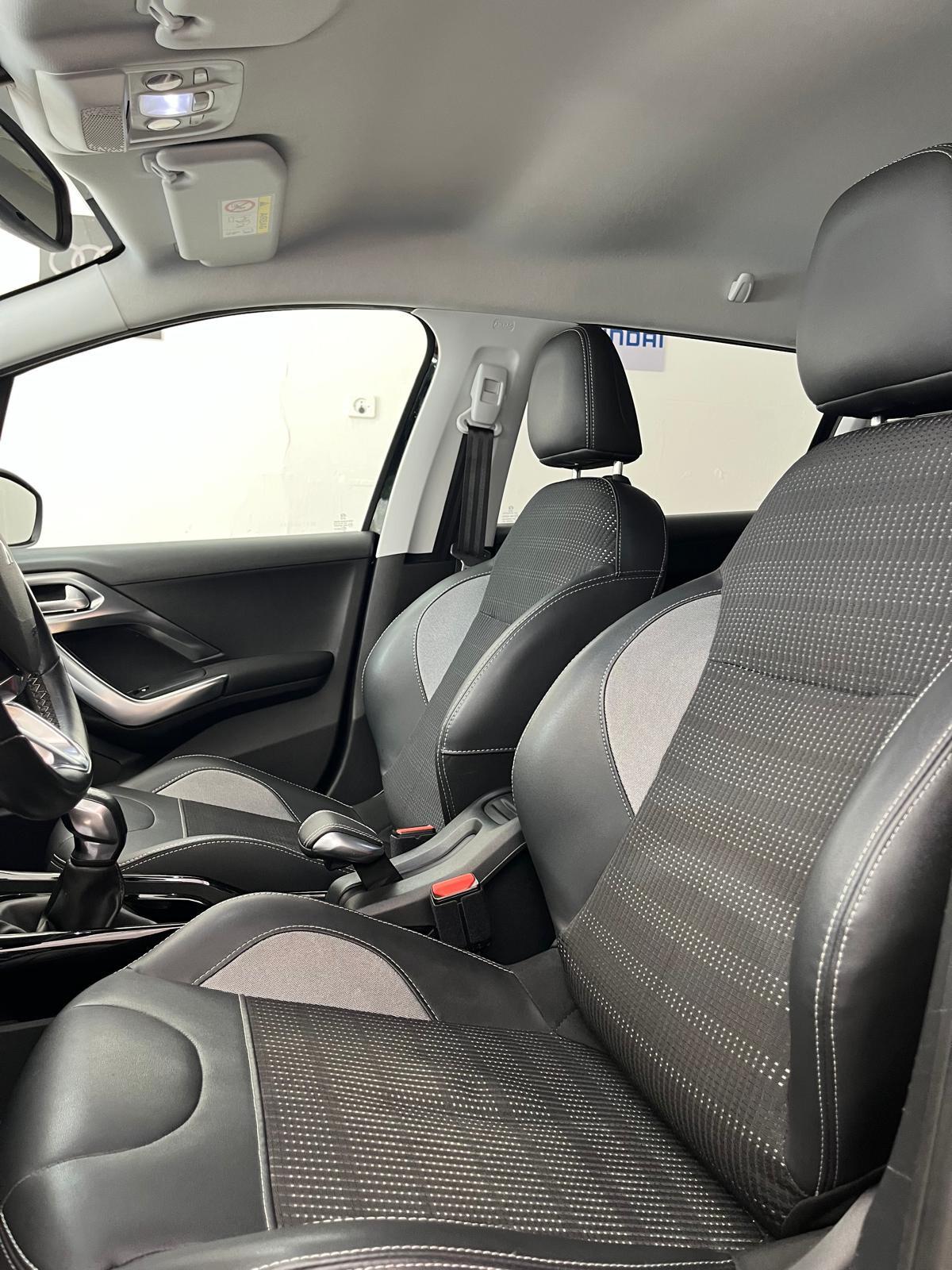 Peugeot 2008 BlueHDi 100 S&S Allure