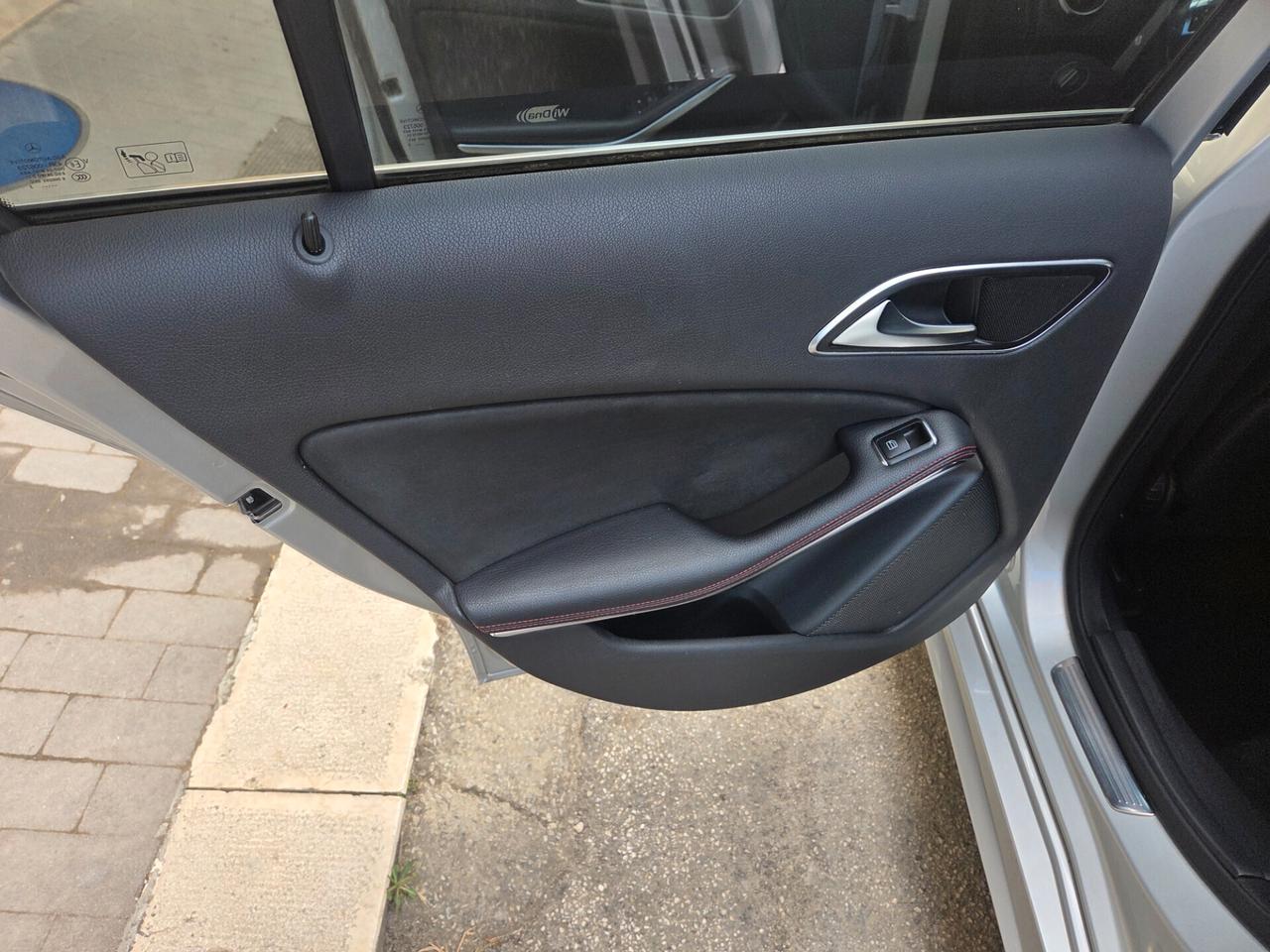 MERCEDES A200 PREMIUM TETTO APRIBILE 136CV KMCERTIF