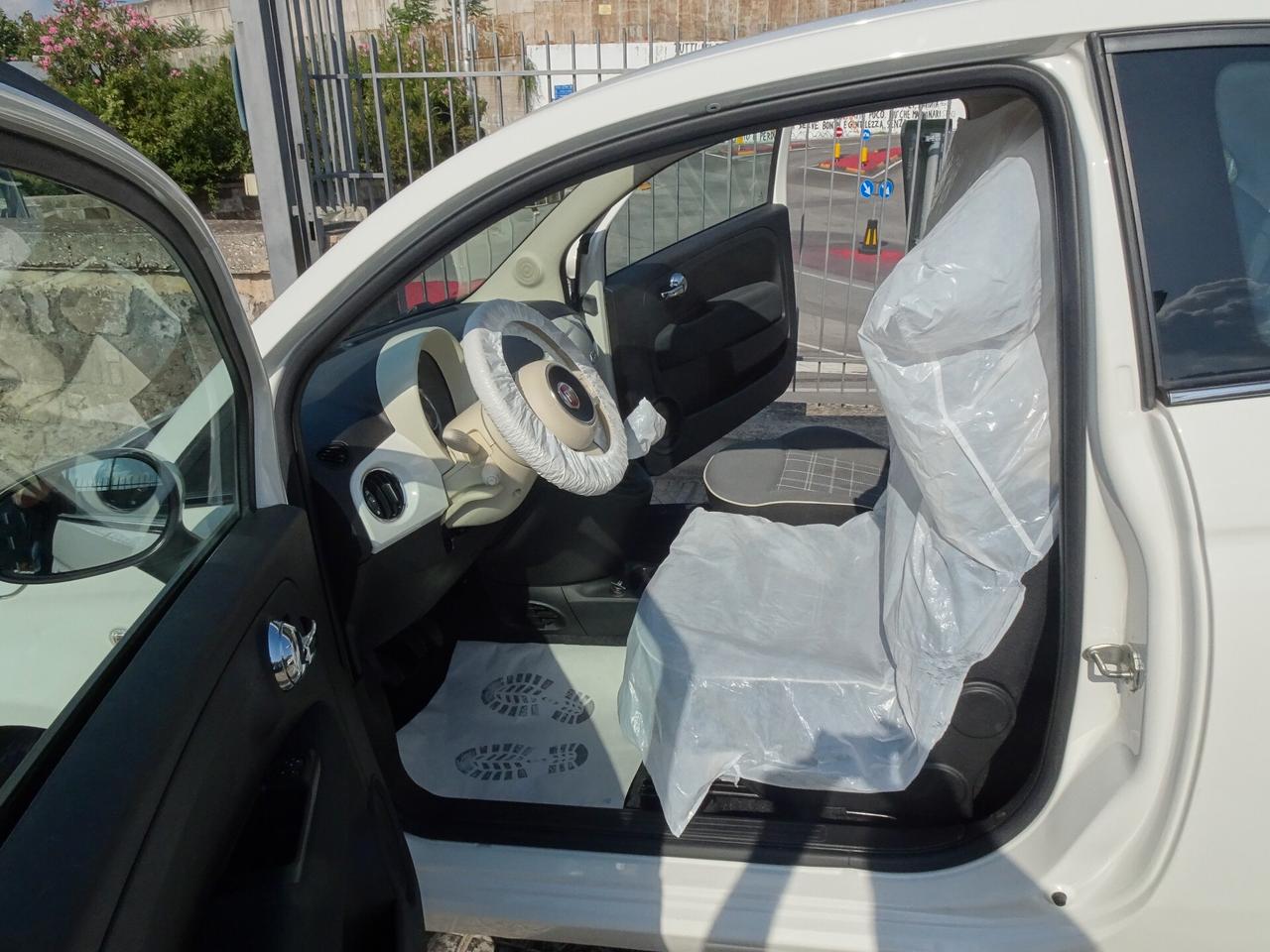 Fiat 500 MODELLO LOUNGE