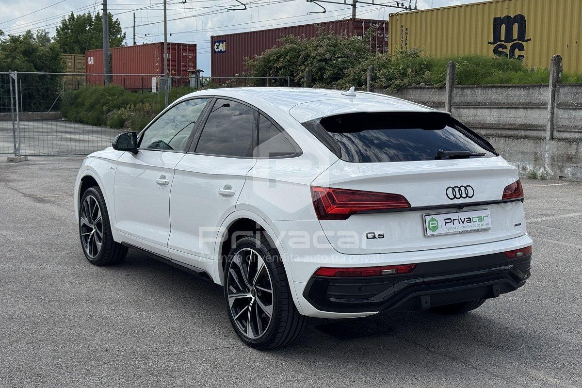 AUDI Q5 SPB 40 TDI quattro S tronic Identity Black