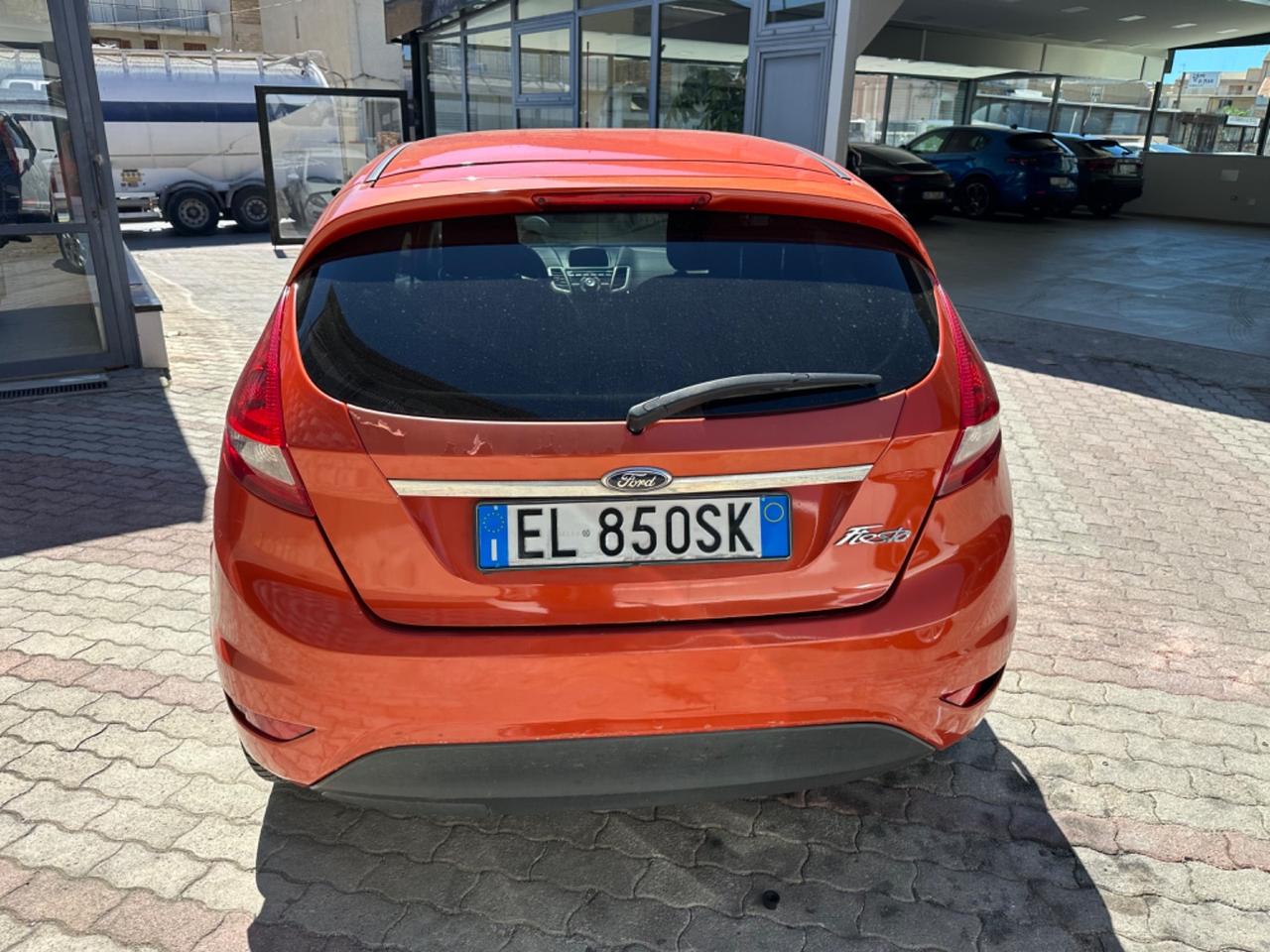 Ford Fiesta 1.4 TDCi 70CV 5 porte Titanium