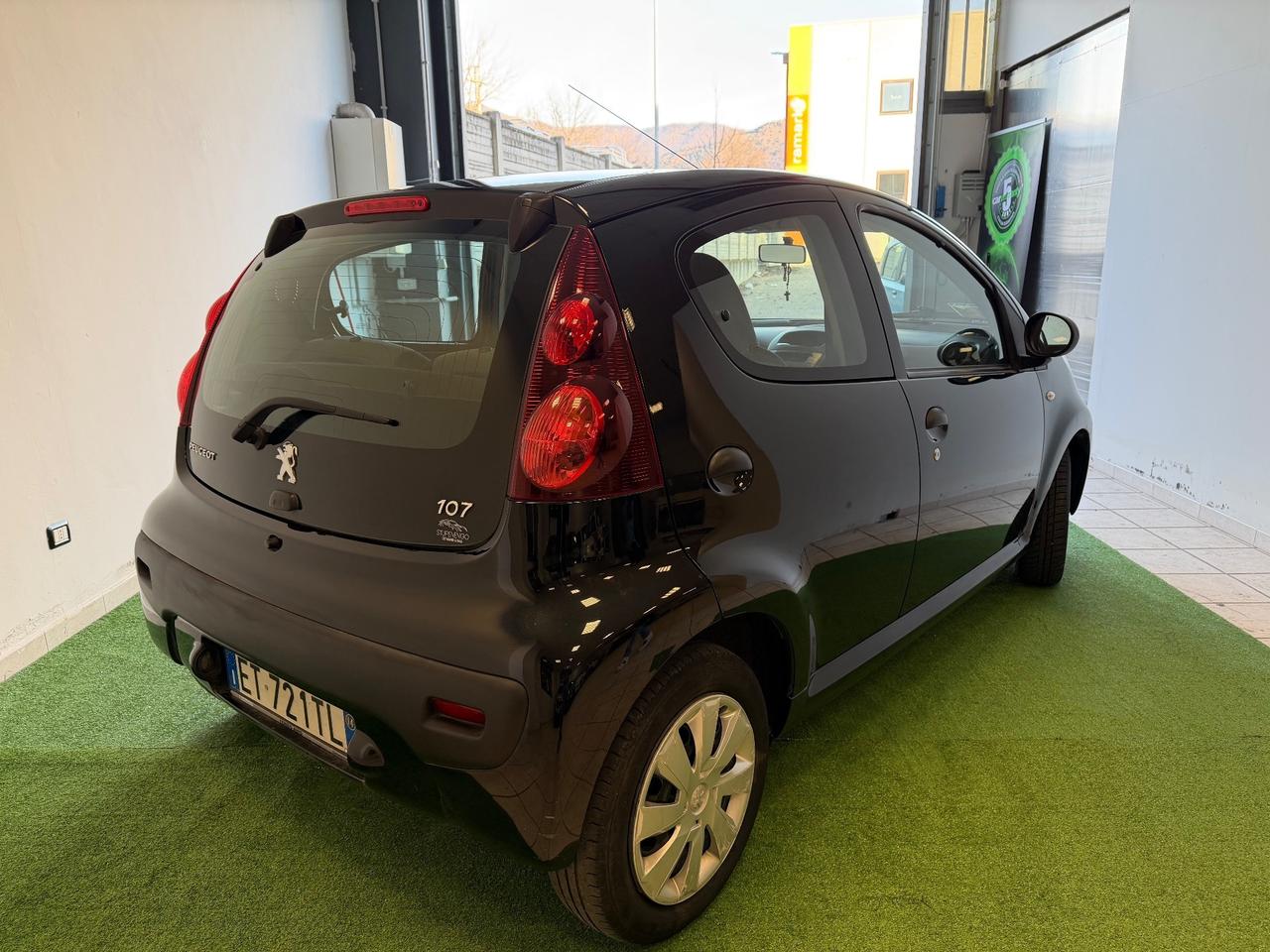 Peugeot 107 1.0 68CV 5p. Active