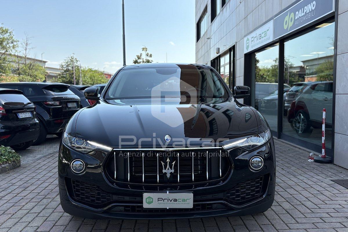 MASERATI Levante V6 AWD Granlusso