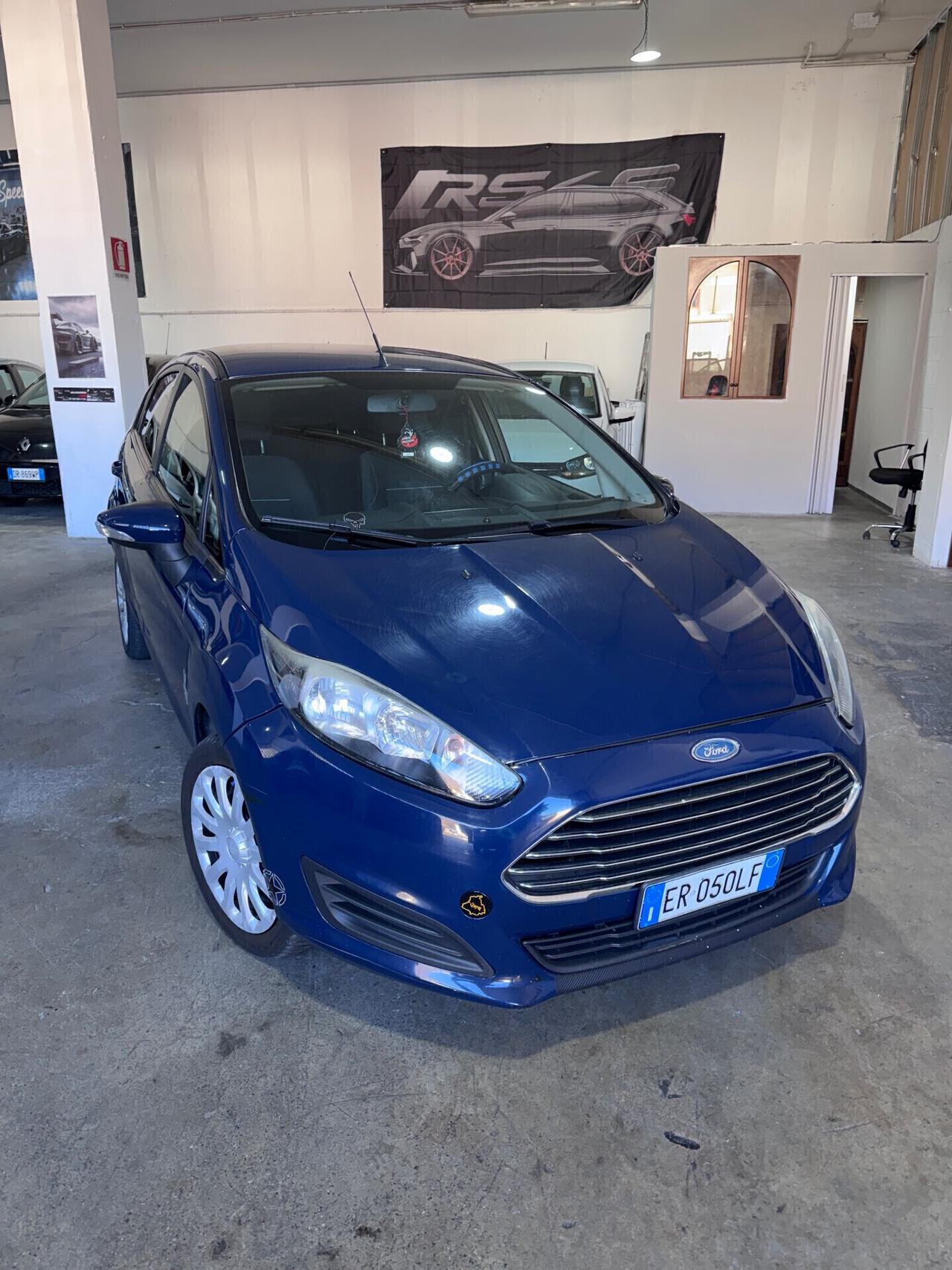 Ford Fiesta 1.5 TDCi 75CV 5 porte Titanium