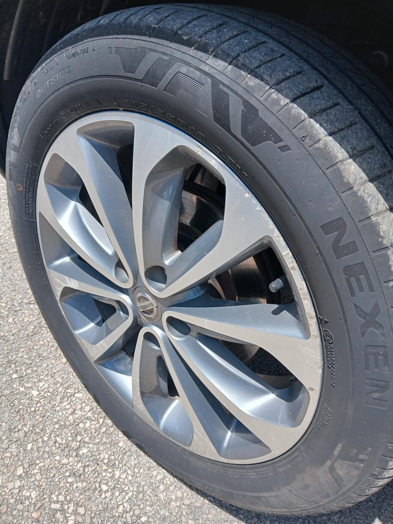 Nissan Qashqai 2.0 dCi DPF n-tec