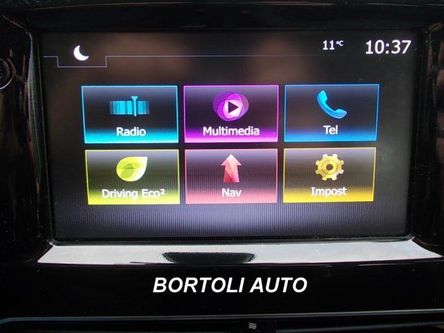 RENAULT Clio 1.5 dCi 136.000 KM COSTUME NATIONAL NAVIGATORE