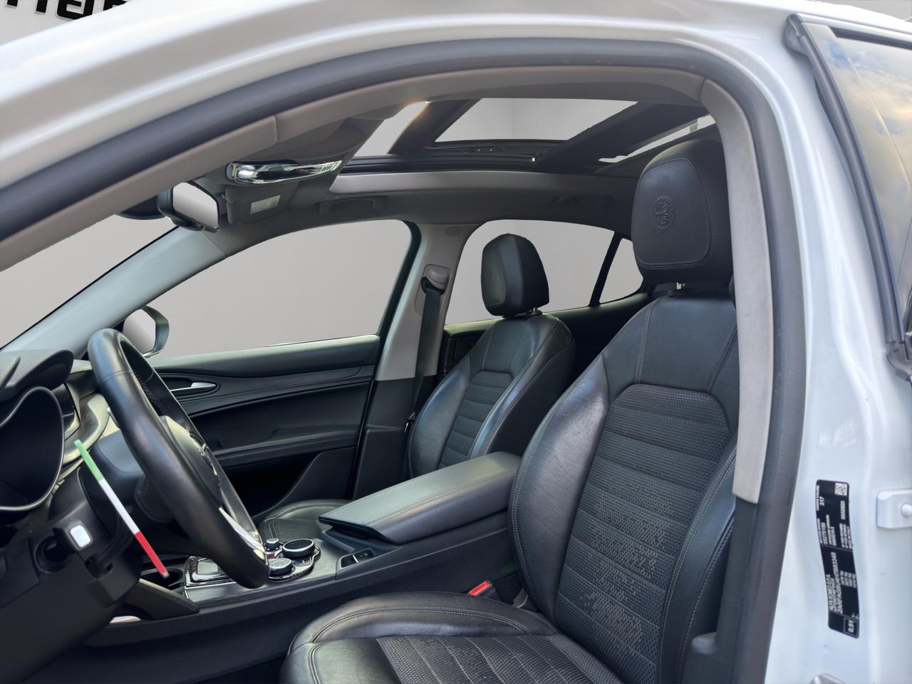 Alfa Romeo Stelvio 2.2 Turbodiesel 180 CV AT8 RWD Super