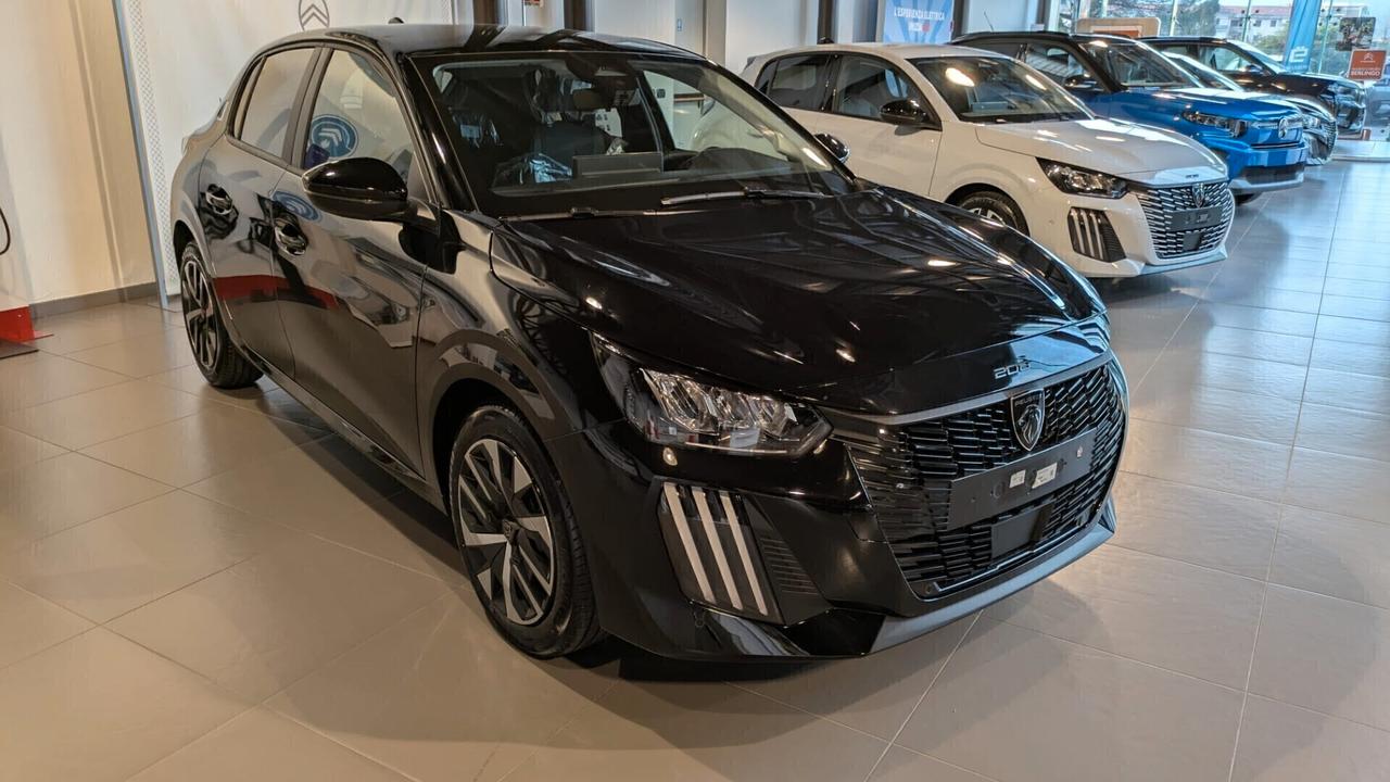 Peugeot 208 BUSINESS NUOVO MOTORE 100 TURBO A CATENA NO CINGHIA !!