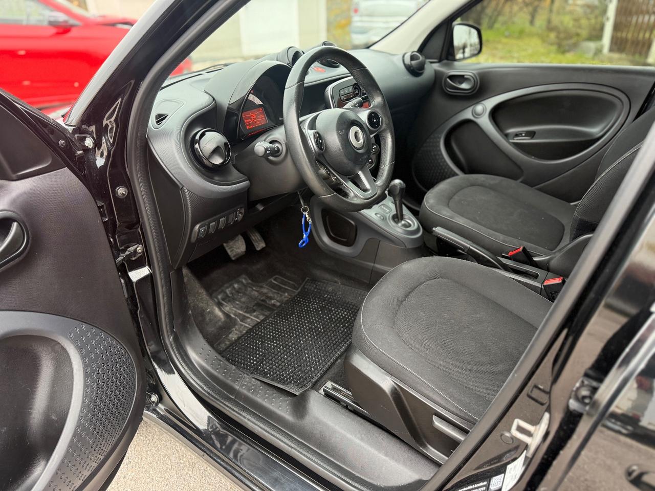 Smart ForFour 70 1.0 twinamic Passion NEOPATENTATI