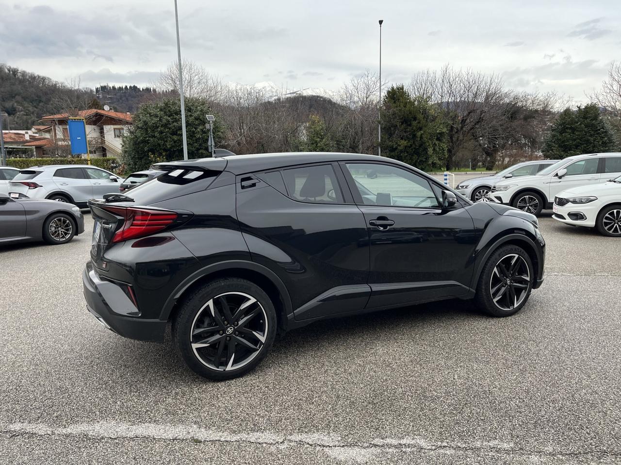 TOYOTA C-HR 2.0 HYBRID GR SPORT