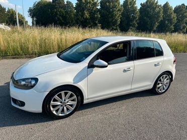 Volkswagen Golf 1.6 TDI DPF DSG 5p. Highline*EURO5*CERCHI