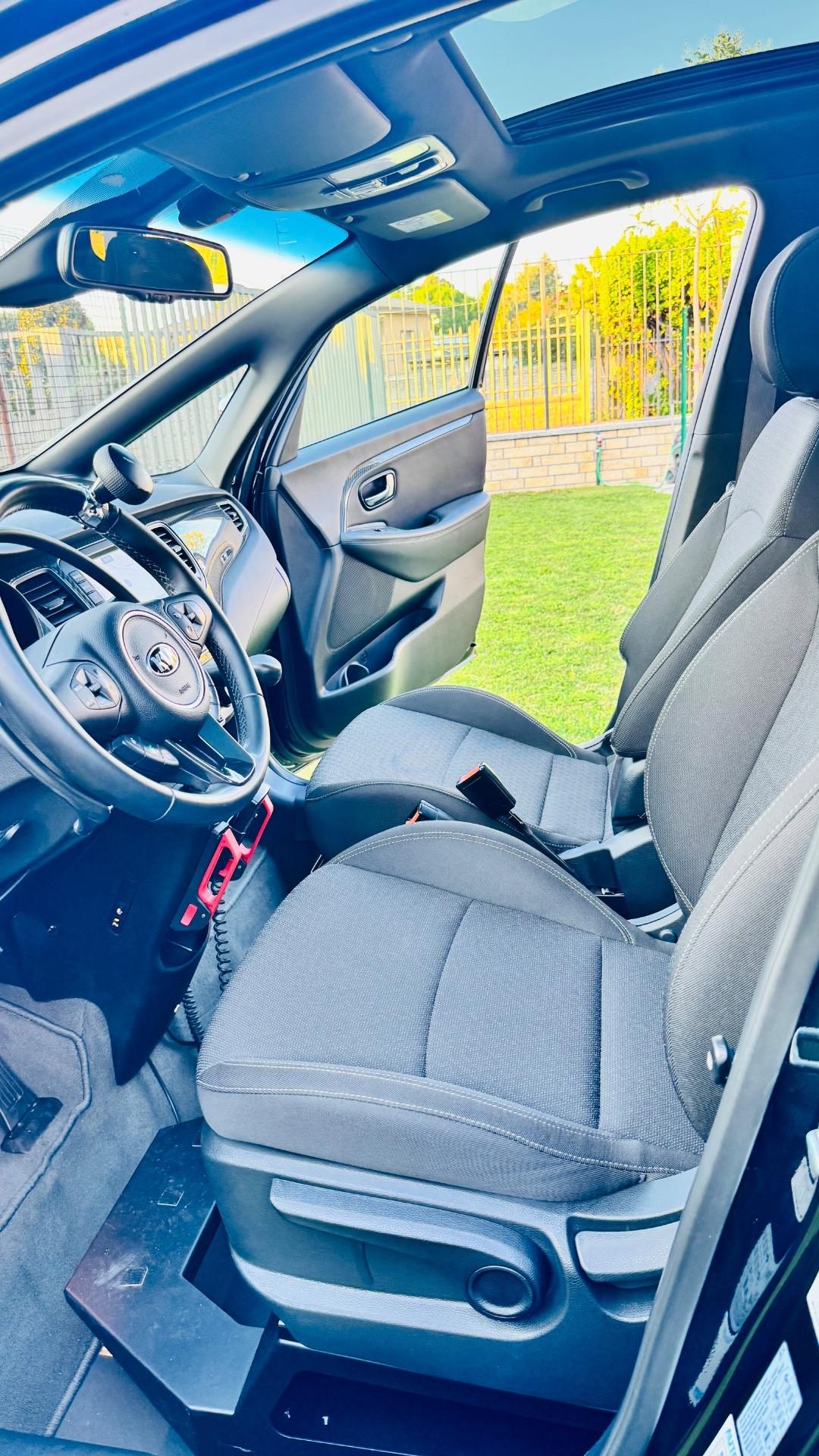 Kia Carens 1.7 CRDi Guida Disabili