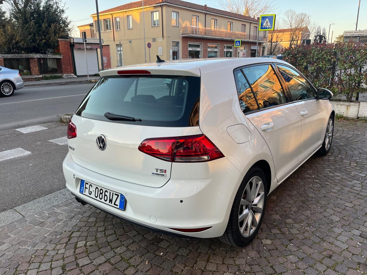 Volkswagen Golf 1.4 TSI 125 CV 5p. Highline BlueMotion Technology