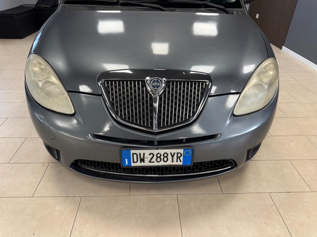 Lancia Ypsilon 1.4 Platino Ecochic GPL