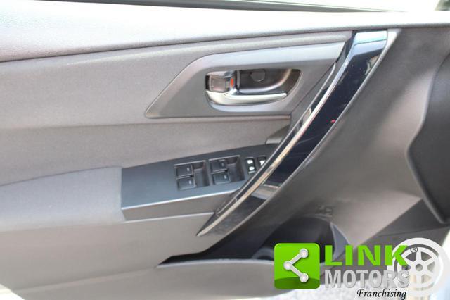 TOYOTA Auris 1.4 D-4D Active