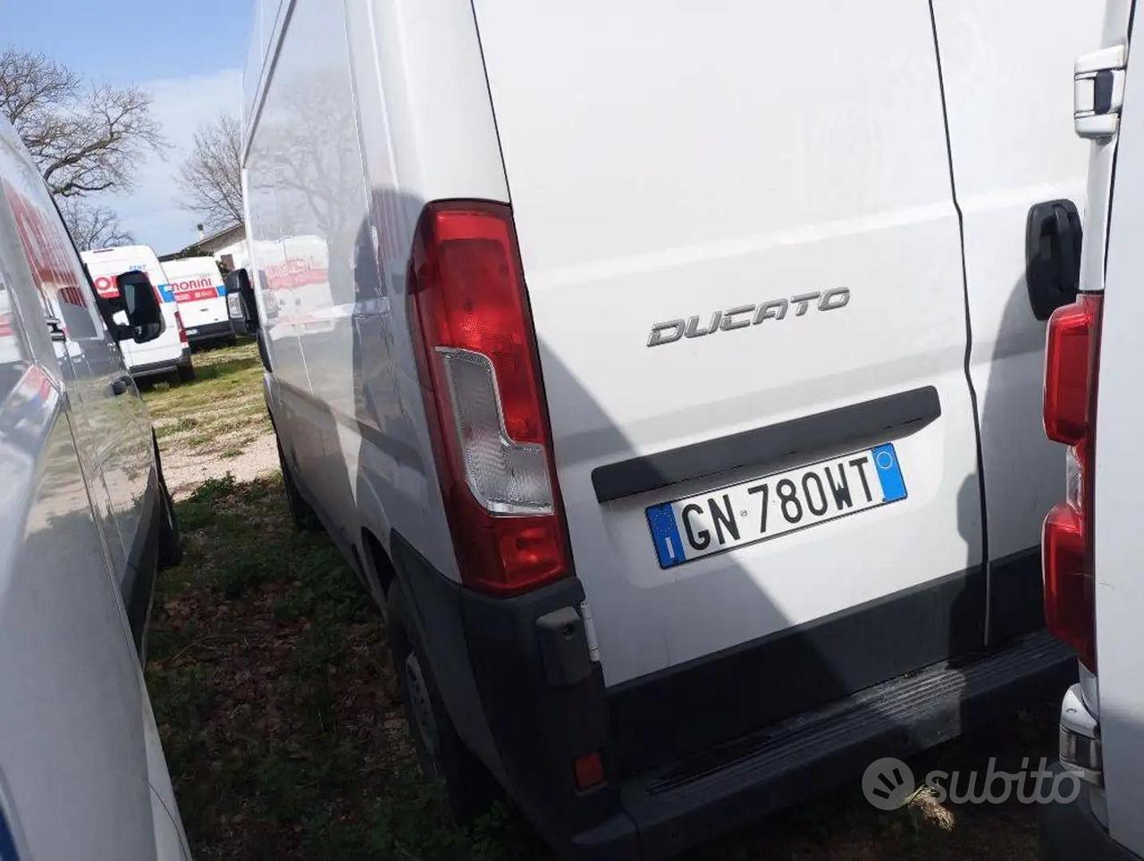 FIAT DUCATO L2H2 140CV PASSO MEDIO 2023 KM 88.000