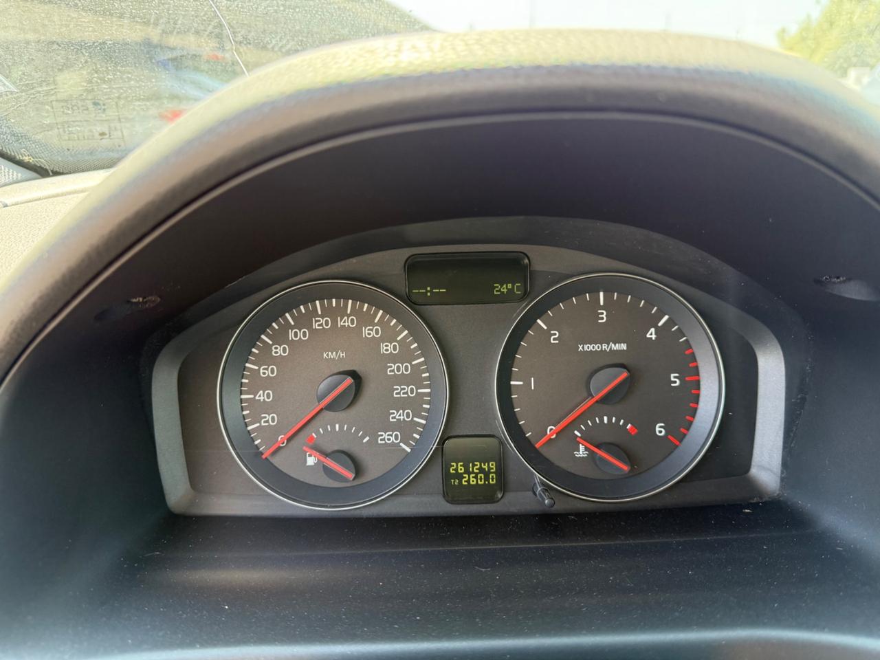 Volvo V50 D2 R-design