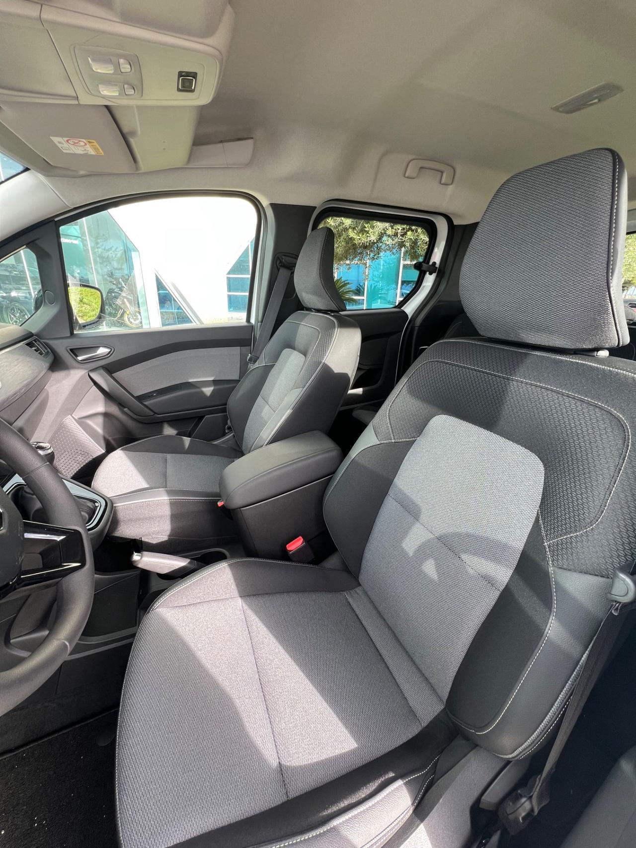 Renault Kangoo 1.5 blue dci possibilità noleggio no scoring