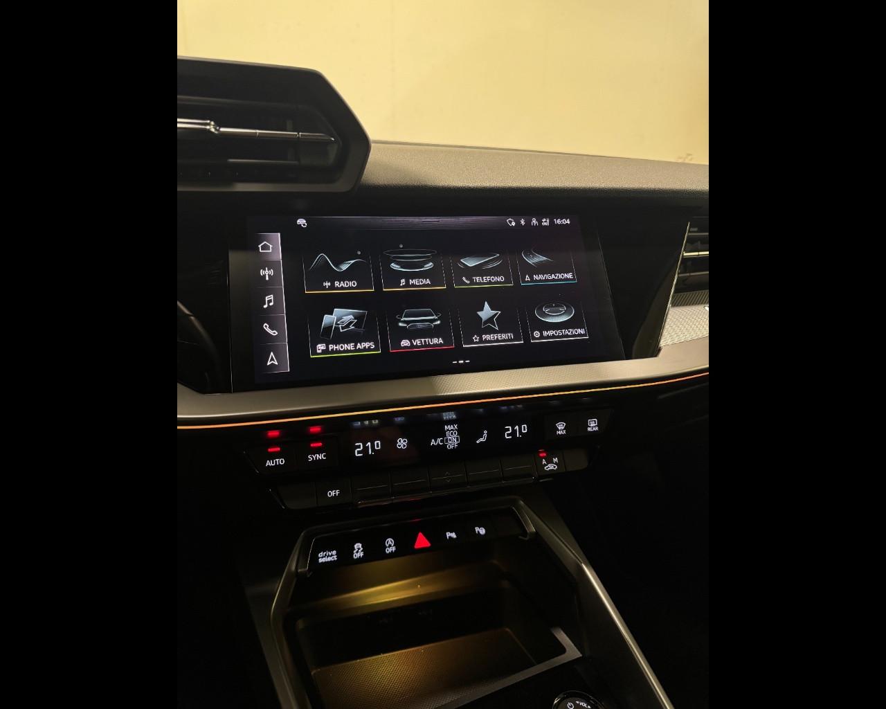 AUDI A3 SPORTBACK 35 TDI S-TRONIC S LINE EDITION